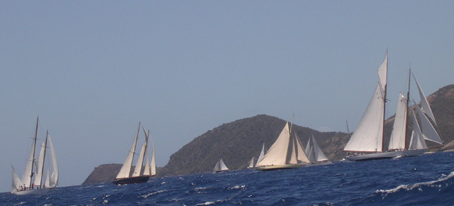 Approaching the leeward turning mark